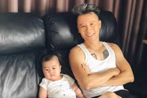 Ca sĩ Hoàng Bách thế nào sau khi triệt sản vì thương vợ?