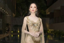 Hương Giang Idol diện váy ren xuyên thấu đẹp như nữ thần đi sự kiện