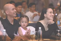 Phan Đinh Tùng đưa vợ con đi sự kiện