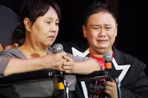 Minh Béo khóc vì đêm nhạc ủng hộ Hoàng Lan vắng khách