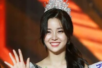 Ngắm nhan sắc cô gái 20 tuổi vừa đăng quang Hoa hậu Hàn Quốc 