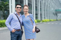 Danh hài Vân Sơn về nước hội ngộ Jennifer Phạm