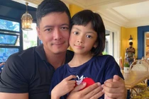 Con gái út giống Bình Minh như đúc, ngày càng xinh đẹp