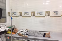 Sao nhí “Chú ơi, đừng lấy mẹ con” nhập viện vì sốc tâm lý