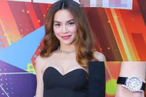 Hồ Ngọc Hà đeo đồng hồ nạm kim cương 1,45 tỷ