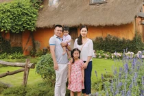 Tổ ấm hạnh phúc của NSND Tự Long và vợ giáo viên xinh đẹp kém 12 tuổi