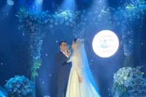 Hình ảnh hiếm hoi trong lễ cưới Giám đốc VTV24 Quang Minh