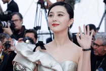 Phạm Băng Băng lộng lẫy như nữ thần trên thảm đỏ Cannes 2018