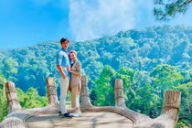 Pha Lê khoe ảnh du lịch ngọt ngào cùng bạn trai doanh nhân