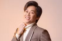 Khán giả chờ Hoài Linh sửa sai, “ngã ở đâu đứng lên ở đó“!