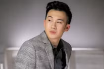 Dương Triệu Vũ hé lộ chuyện tình đồng tính trong MV mới