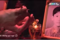 Đưa ảnh sao Hàn lên bàn thờ, phim Việt xin lỗi