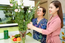 Vừa mở công ty, Giang Hồng Ngọc bạo chi tậu nhà cho mẹ