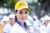 Trần Thị Quỳnh chuộc lỗi sau sự cố Mrs World