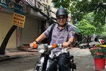 Cát-sê cao ngất, Xuân Hinh đi mua cây vẫn mặc cả thành thần gây bất ngờ