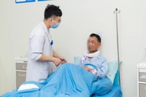 Phẫu thuật đa chấn thương hàm mặt cho bệnh nhân sau tai nạn