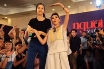 Thí sinh cao "vượt mặt" siêu mẫu Thanh Hằng được đặc cách