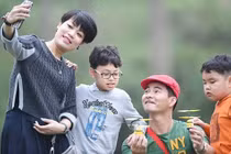 Xuân Bắc hoạt động nghệ thuật 22 năm không hot bằng vợ 1 tháng