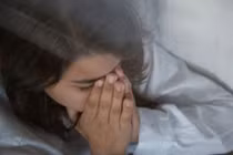 Đi phá thai gặp đúng vợ của người tình là bác sĩ 