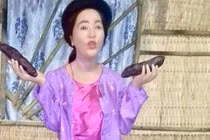 Ngắm tượng sáp Thúy Nga tá hỏa, muốn cất ngay vào kho