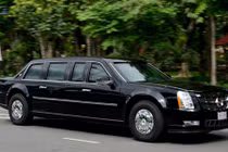 Ảnh: Cadillac One của Tổng thống Obama trên đường phố Sài Gòn