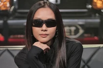 Rapper Suboi bức xúc khi bị đưa tin bố đã qua đời