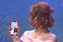 Trường Giang ngượng vì lộ hình nền điện thoại có Nhã Phương