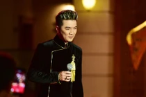 Đàm Vĩnh Hưng dốc tiền làm phim về chính cuộc đời mình