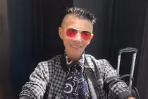 Kasim Hoàng Vũ lộ diện gầy gò, tiều tụy 