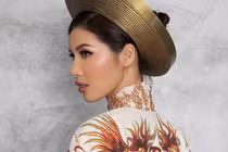 Không phải trang phục bị ném đá, đây mới là quốc phục của Minh Tú