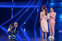 Thanh Duy quỵ xuống sàn, Midu thẫn thờ vì mất trắng 800 triệu