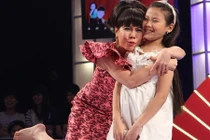 Danh hài Việt Hương phấn khích với bản sao nhí