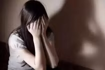 Chị hàng xóm nhiễm HIV qua đời, chồng tôi vội đi khám sức khỏe