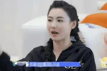 Lộ ảnh sau sinh nở của Trương Bá Chi