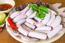 Lòng lợn ngon nhưng nhóm người này nên hạn chế ăn 