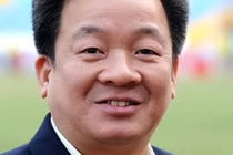 Hai "phụ kiện" đáng giá cả gia tài của bầu Hiển