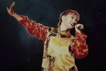 Ngắm ảnh 30 năm trước đẹp như mộng của Lưu Hiểu Khánh