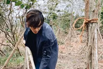 Hà Anh Tuấn trồng 1.800 cây rừng ở Lâm Đồng, Đà Nẵng