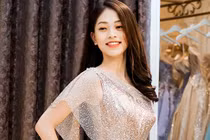 Á hậu Bùi Phương Nga tất bật chuẩn bị lên đường thi quốc tế