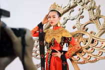 Thích thú ngắm quốc phục của Lệ Hằng tại Miss Universe 2016