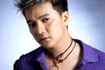 Nhìn lại một năm sóng gió của Đàm Vĩnh Hưng