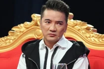 Đàm Vĩnh Hưng: "Chỉ Hoài Linh mới có quyền đánh tôi"