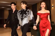 Gia đình Hoa dâm bụt gây hoang mang bởi giống nhau bất ngờ