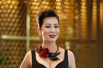 MC Kỳ Duyên trấn an fan sau khi sốt, ho liên tục phải hủy show