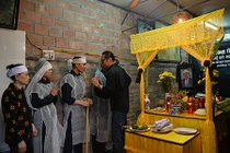 NSND Lan Hương, NSƯT Trần Lực đến viếng nghệ sĩ Hoàng Thắng