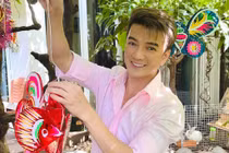 Đàm Vĩnh Hưng trang trí vườn nhà bình yên đón Trung thu