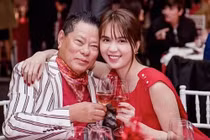 Hoàng Kiều nói lý do bỏ Ngọc Trinh: Yêu 2-3 người, đòi xe 20 tỷ