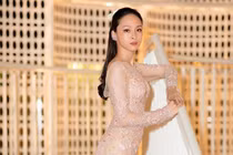 Trương Hồ Phương Nga đẹp kiêu sa tái xuất trên thảm đỏ