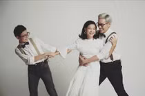 Cát Phượng khoe ảnh bá đạo cùng Kiều Minh Tuấn và con trai riêng