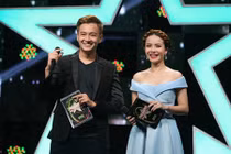 Yến Trang bị tai nạn trầy xước mặt phải hủy show 